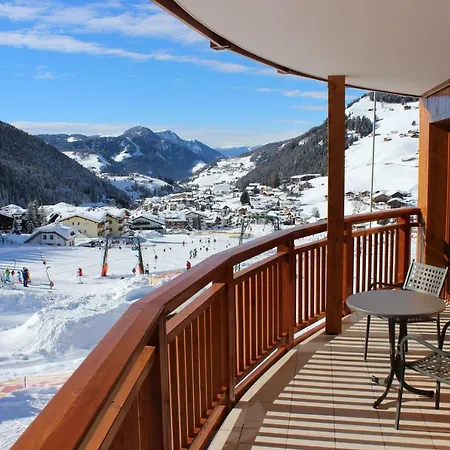 Garni Aghel Hotel 3*