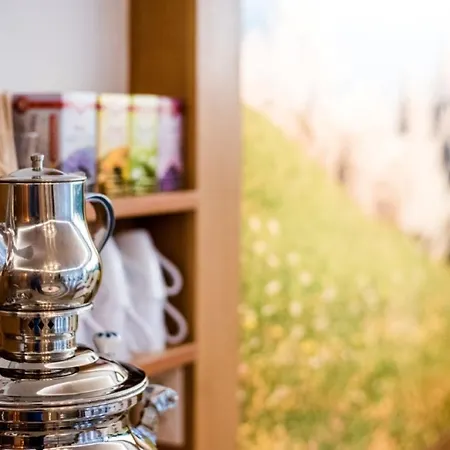 Garni Aghel Hotel