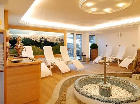 Hotel Garni Aghel 3*